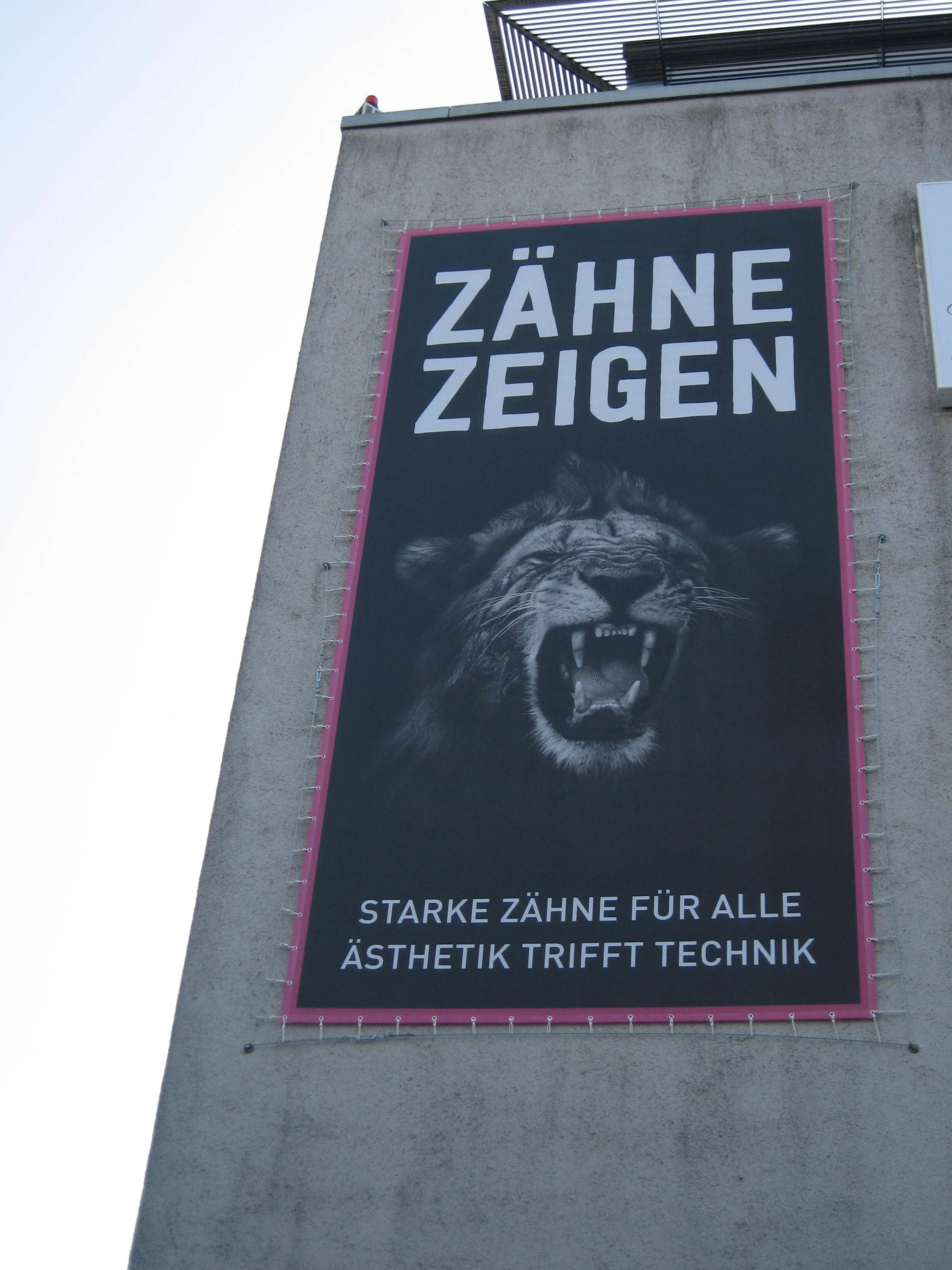 XXL Fassadenbanner Hamburg